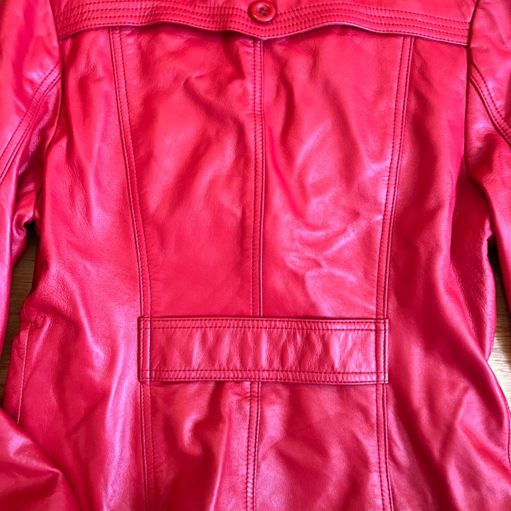 Red leather jacket - Picture 6 of 6